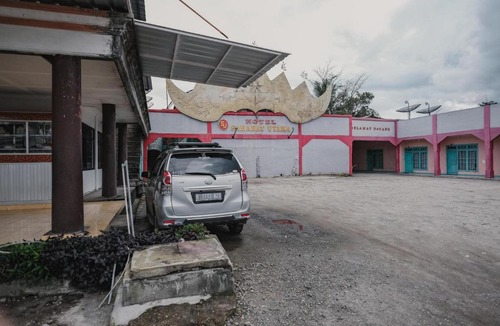 Gunung Sugih Hotel | RedDoorz Syariah near Kebun Raya Liwa