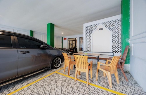 Tembalang Hotel | RedDoorz Syariah near UNIMUS 2 Semarang