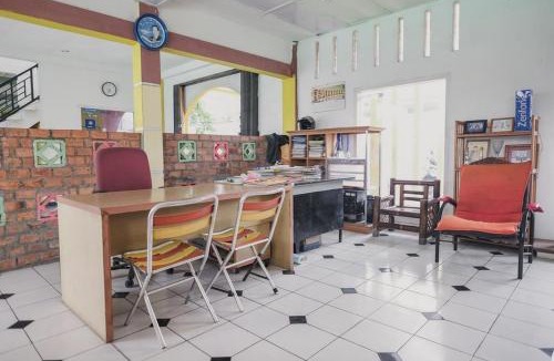 Jambi House | RedDoorz Syariah @ Pasir Putih Jambi