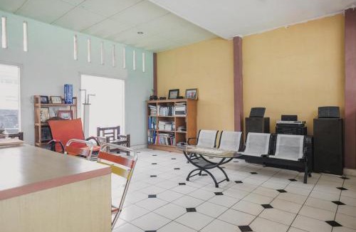 Jambi House | RedDoorz Syariah @ Pasir Putih Jambi