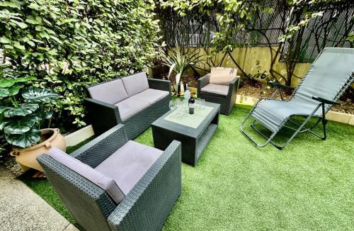 Villeneuve-Loubet Apartment | Regent Côte d'Azur air-conditioned, pool, garden & parking