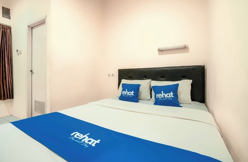 North Cirebon Hotel | Rehat at Wahidin Guest House