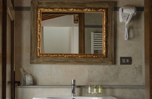 Nocchi Hotel | Relais Corte Rodeschi