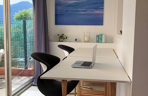 Theoule-Superieur Condo | relax in a private garden for two