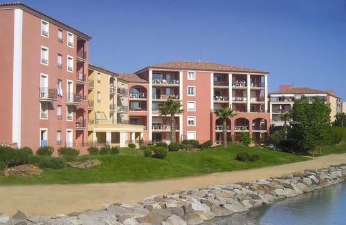 Sainte-Maxime City Centre Apartment | Relaxing Côte d’Azur Getaway