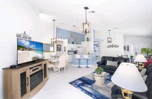 Lake Berkley Villa | Relaxing, Private Family Home At Lake Berkley Resort, South Facing Pool, Near Disney, SeaWorld