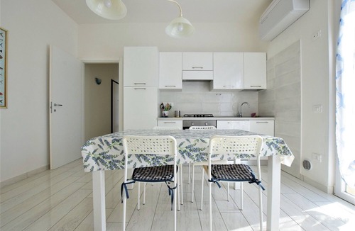 San Vincenzo Apartment | Renovated beachfront apartment