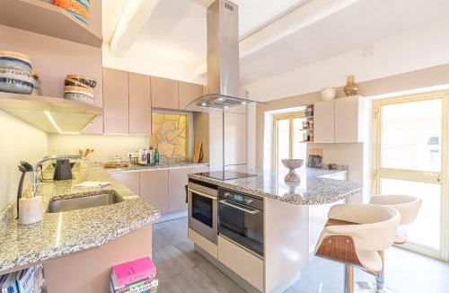 Beausoleil House | Renovated House In The Center Of Beausoleil