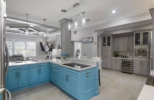 Lake Davis - Greenwood House | RENOVATED LUXURY 6000 sqft Mansion in Downtown Orlando SLEEP 14 NEAR Theme Parks
