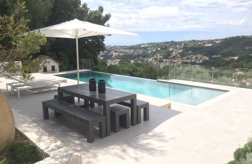 Gairaut House | Rent Nice villa with infinity pool