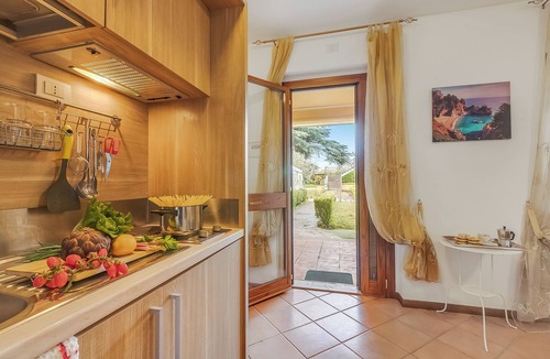 Sensole Apartment | Residence La Perla - Apt 17, Monte Isola, Italy