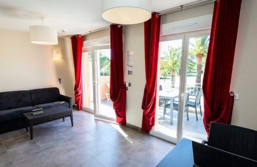 Les Restanques Apartment | Residence Les Perles de Saint Tropez **** - 2 Rooms 6 People