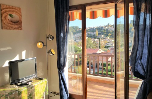 Bastide Giraud Apartment | Residence Provençale Pool Parking WIFI 2 kms Sea Villeneuve Loubet 2 Rooms