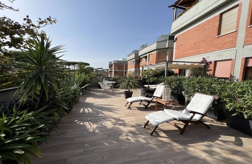 Forte dei Marmi Apartment | Residenza Frida By MMega