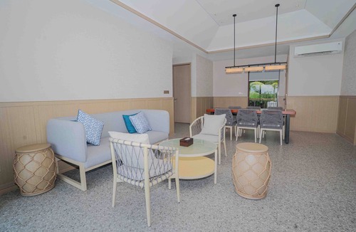 Tanjung Uncang Hotel | Riahi by Swiss-Belhotel