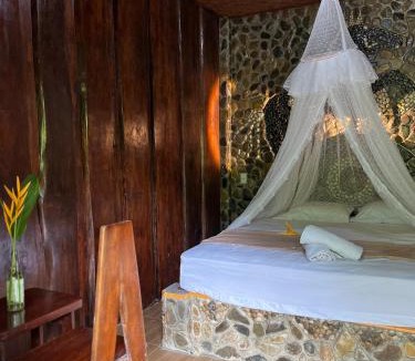 Bohorok Villa | Rinte Green Village & Bukit Lawang Jungle Trekking