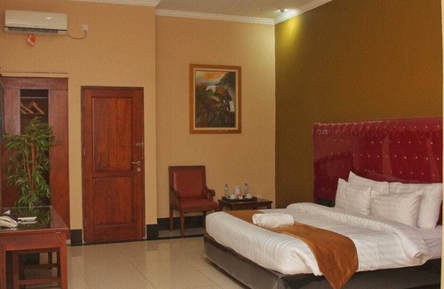 Baranangsiang Hotel | Rizen Padjadjaran Hotel