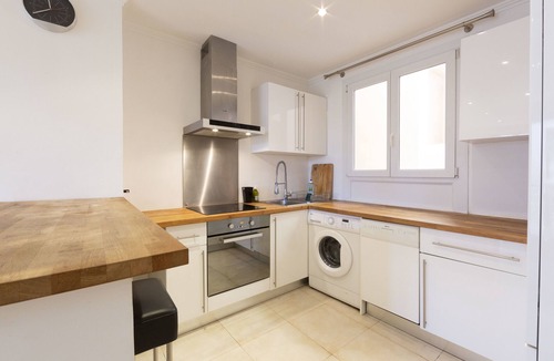 Antibes Old Town Apartment | Robert Soleau bright design flat, center of Antibes