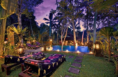 Melayang Villa | Romantic 1BR Villa Retreat with Valley View