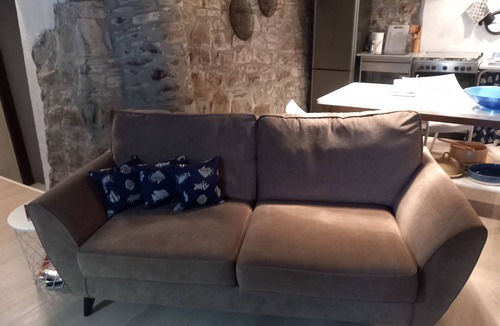 Arlia Apartment | Romantic apartment nPeace and tranquility in an idyllic village location