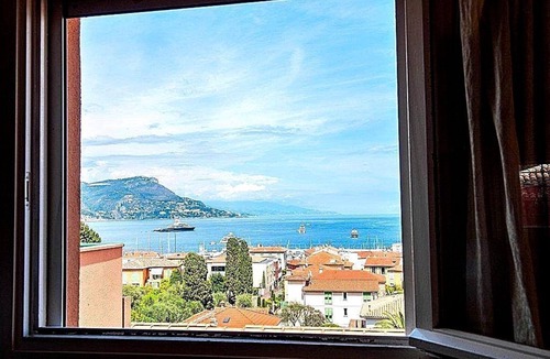 Cap-Ferrat Apartment | Romantic Apartment with Amazing SEA VIEW WI-FI & PARKING