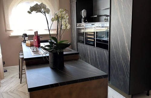 Tonfano Villa | Romantic villa in the heart of Marina di Pietrasanta a few steps from the sea