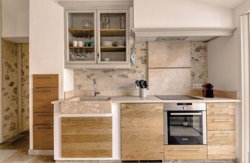 Valbonne Apartment | Romantic stone Loft in the heart of Valbonne