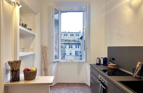 Rome City Centre Apartment | Rome: HISTORIC CENTER, close to the Pantheon, Trevi Fountain, Piazza di Spagna.