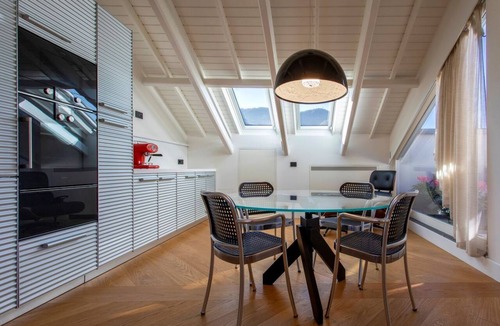 Como Apartment | Roof Garden Cavour - Design and comfort/Parking