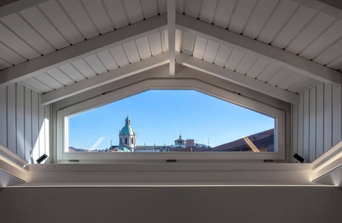 Como Apartment | Roof Garden Cavour - Design and comfort/Parking