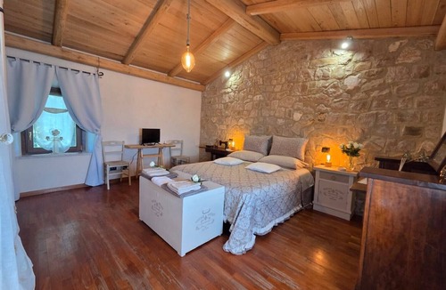 Orvieto Bed & Breakfast | Room 'Among the Olive Trees and the View' with Mountain Views, Private Garden, and Wi-Fi