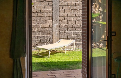 Manciano Apartment | Room 'Camera 2 - Il Maggio' with Shared Pool, Wi-Fi and Air Conditioning