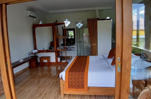 Banjartegehe House | Room in Villa - The Champuhan Villa - Honeymoon Villa With Rice Field View