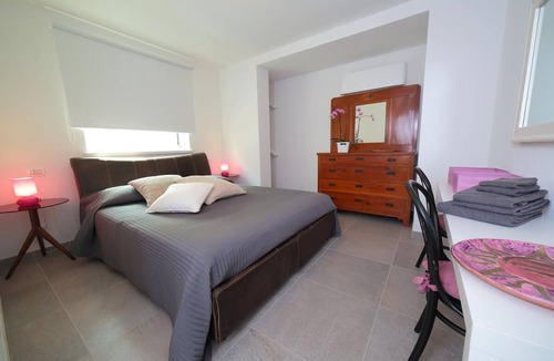Palazzolo dello Stella Bed & Breakfast | ROOMS in Agriturismo with swimmingpool "Loggia degli Artisti"