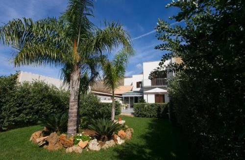 Castelluzzo Bed & Breakfast | Rotte e Sentieri B&B