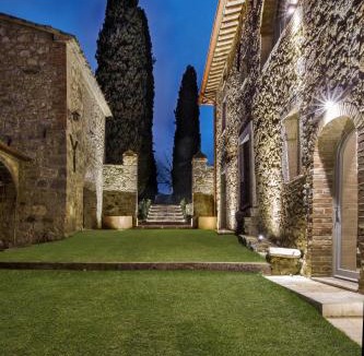 Sarteano Villa | ROYAL COUNTRY VILLA