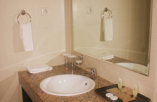 Sorong Hotel | Royal Mamberamo Hotel