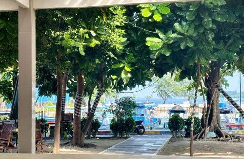 Pramuka Island House | Royal Mermaid