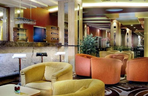 Jakarta Hotel | Royal Palm Hotel & Conference Center Cengkareng