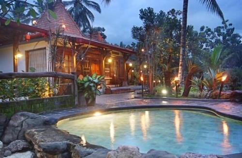 Pakem Villa | Royal Twin traditional Javanese Joglo