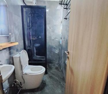 Cikarang House | RR Travertine House Cikarang