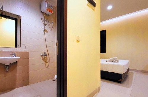 Bumi Serpong Damai House | Ruang Nyaman at Regentown near ICE BSD