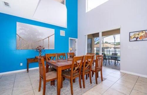Crystal Cove House | Ruby Reds Escape