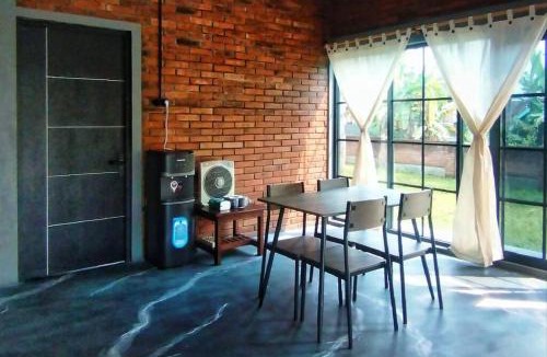 Salatiga House | Rumah Bata Salatiga