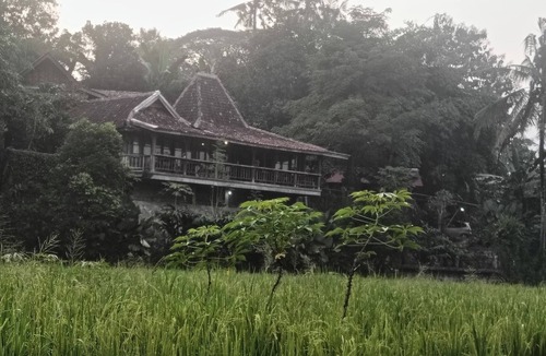 Banjarasri House | Rumah Rindu & Villas