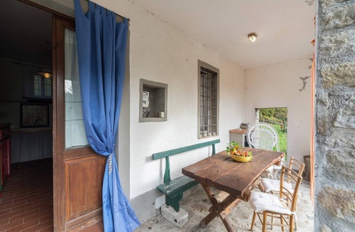 San Marcello Pistoiese Ski Chalet | Rustic Chalet with Pool