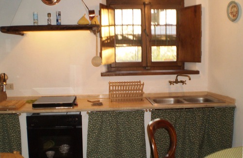 Camaiore House | RUSTIC CHIARA, inserted in the green hills of Camaiore