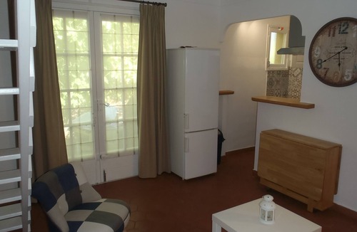 Saint-Tropez Apartment | Saint Tropez, apartment 150 m from the bouillabaisse beach.