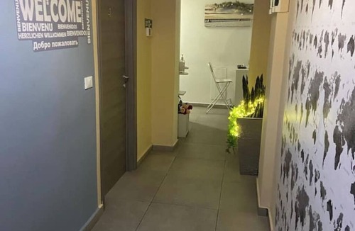 Livorno House | Sali and, Paradise Inn