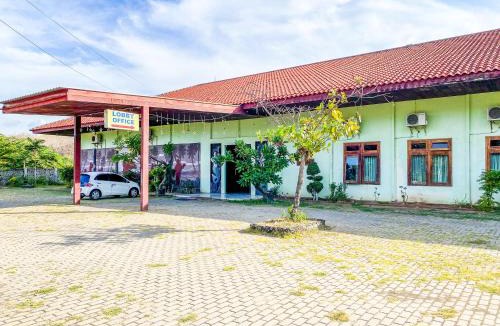 Gundit Hotel | San Sui Hotel Mitra RedDoorz